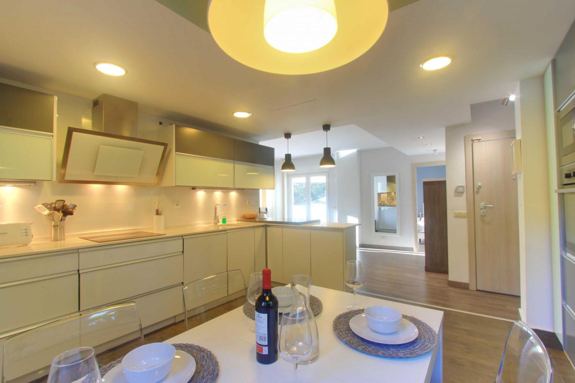2036 Modern Golden Duplex Penthouse Apartment *